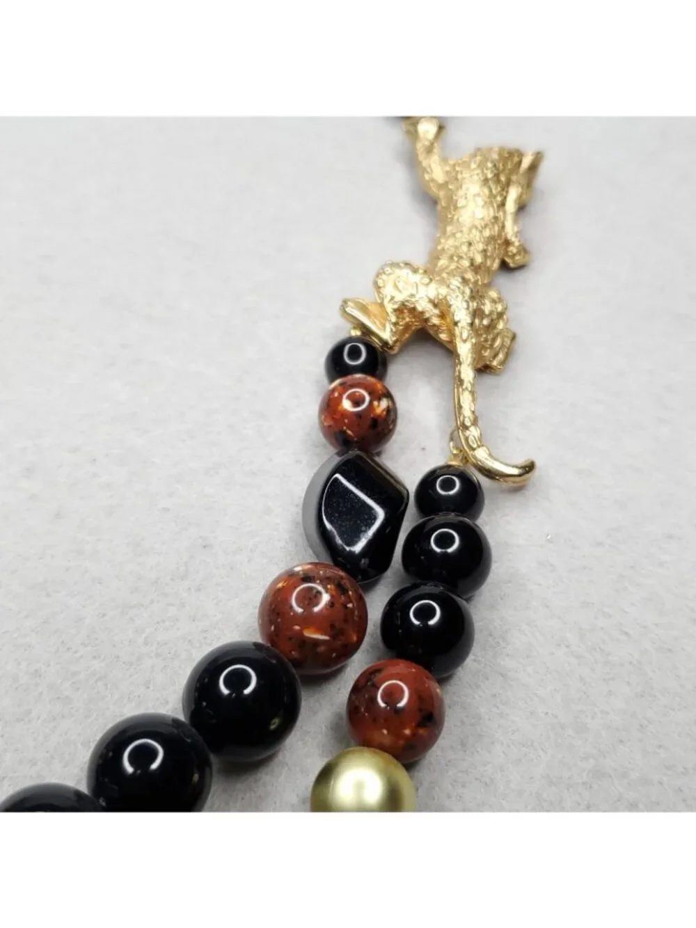 Vintage Beaded Necklace Gold Tone Leopard Black Brown 30